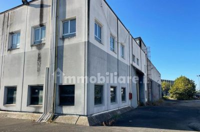 Capannone monterotondo 2630mq 1e