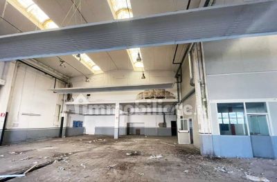 Capannone monterotondo 2630mq 2d