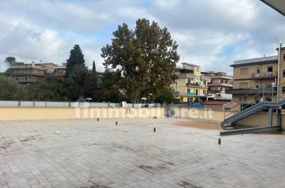 Locale borghesiana 600mq 6b